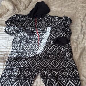Cuddl duds‎ Black and White Geometric Patterned Hoodie Onesie